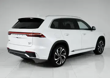 Geely Monjaro Вид 4