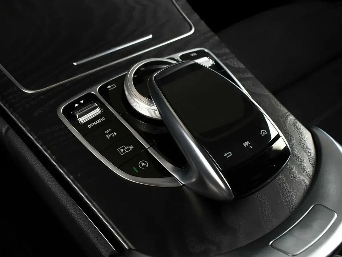 Mercedes benz C-Класс