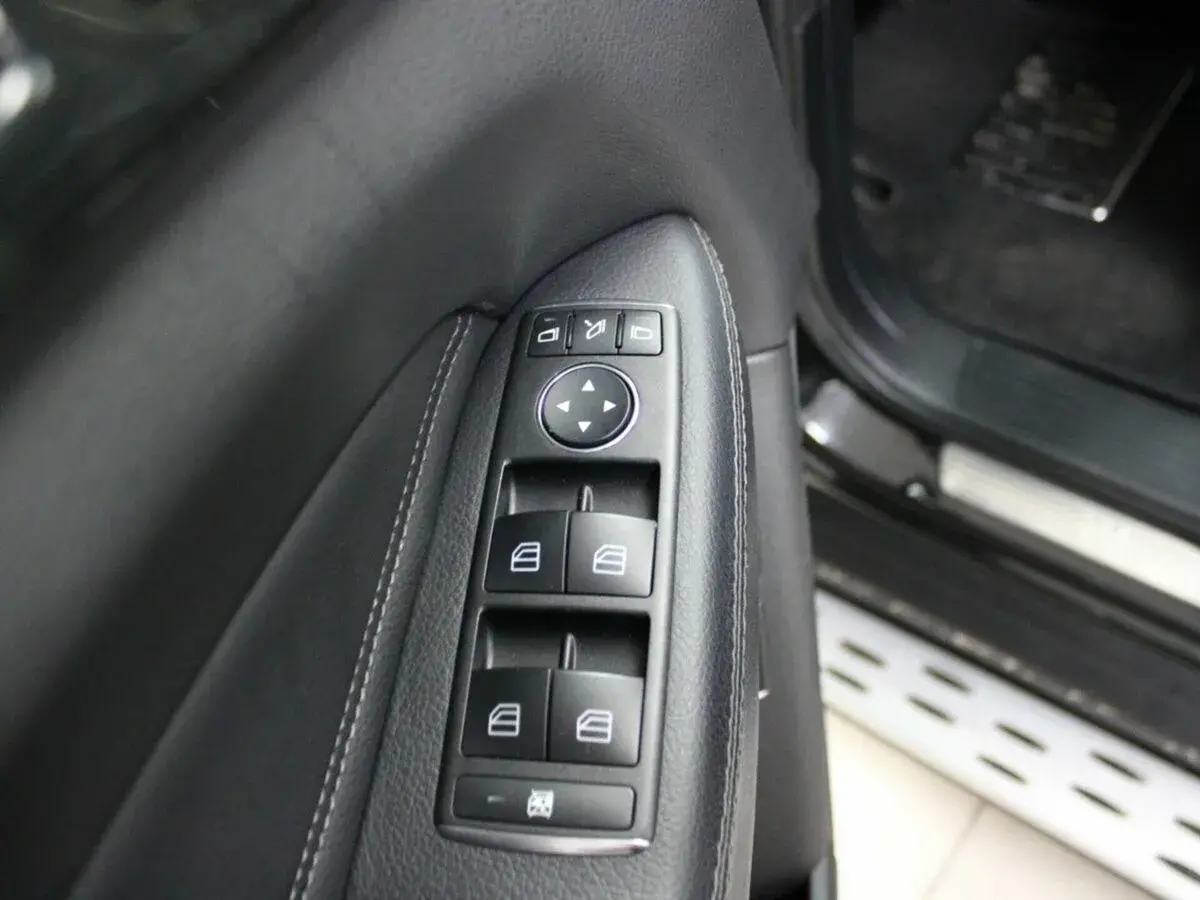 Mercedes benz GLS