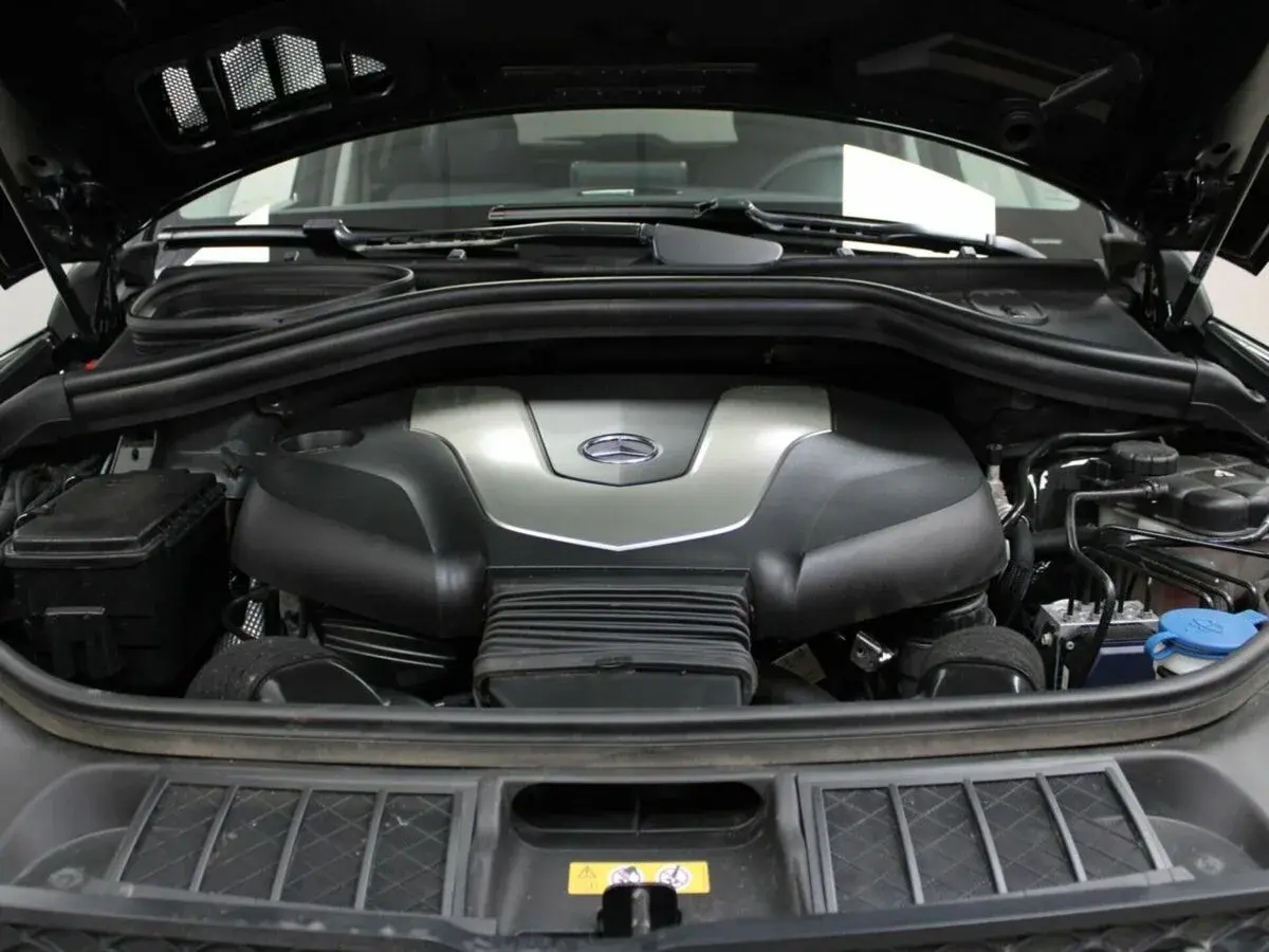 Mercedes benz GLS