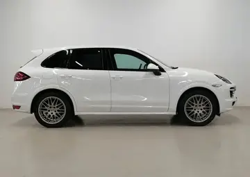 Porsche Cayenne Вид 3