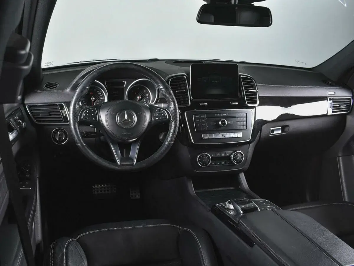 Mercedes benz GLC AMG