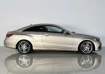 Mercedes benz E-Класс Вид 4