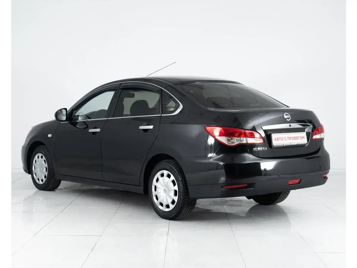 Nissan Almera