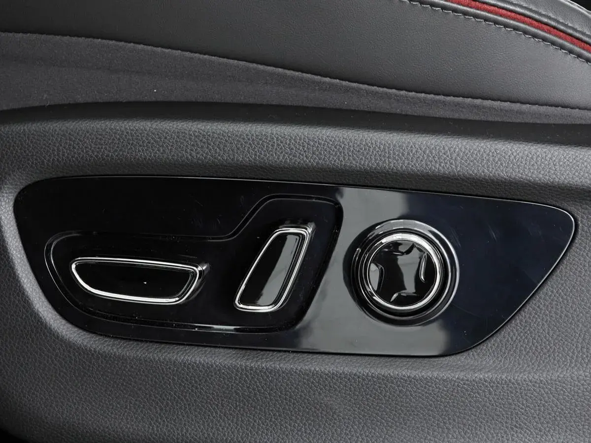 GAC M8