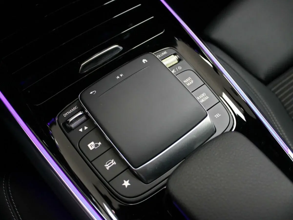 Mercedes benz GLA