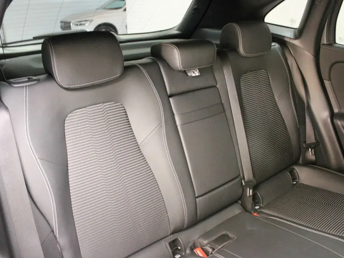 Mercedes benz GLA