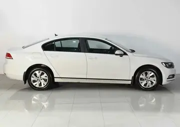 Volkswagen Passat Вид 4