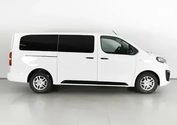 Peugeot Traveller Вид 4