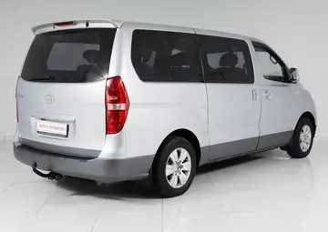 Hyundai Grand Starex Вид 4