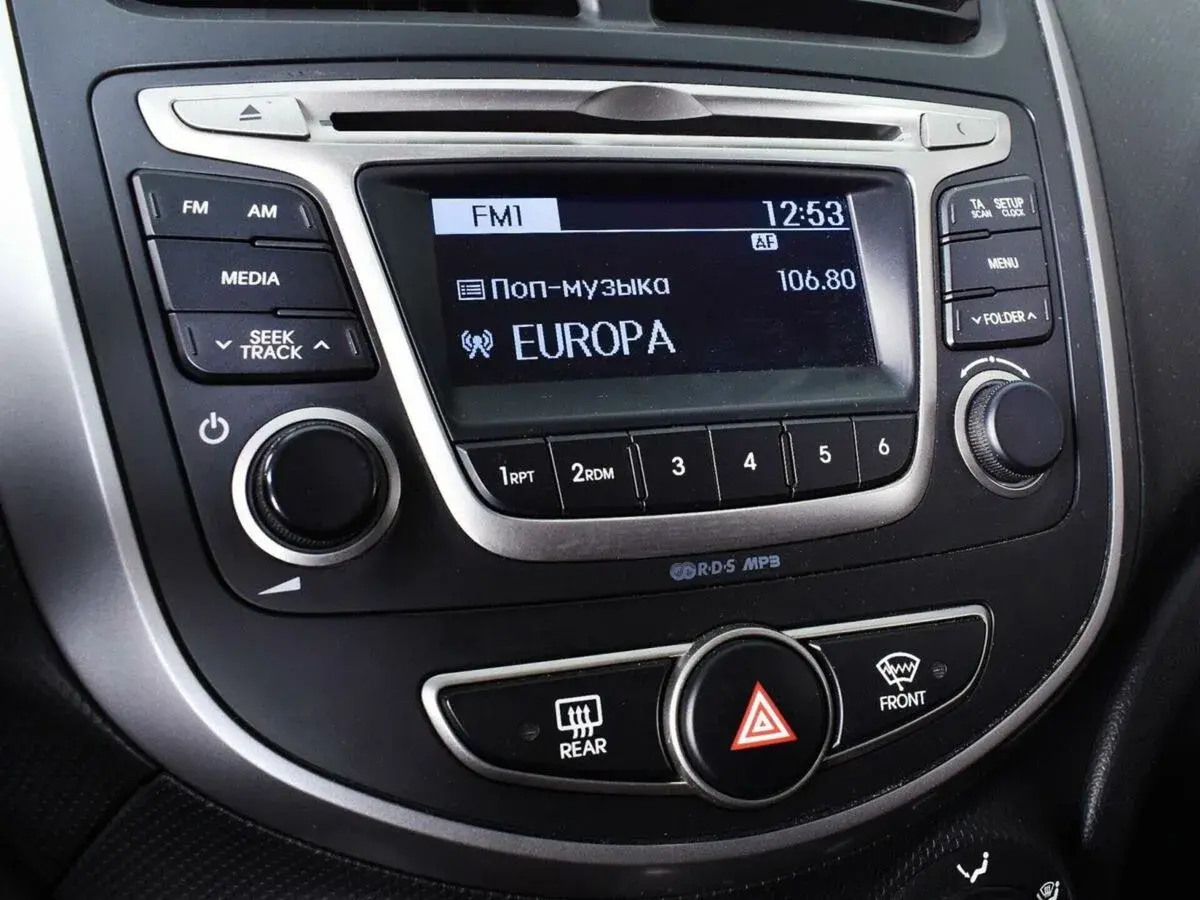 Hyundai Solaris