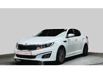 Kia K5 Вид 1