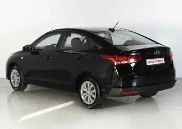 Hyundai Solaris Вид 3