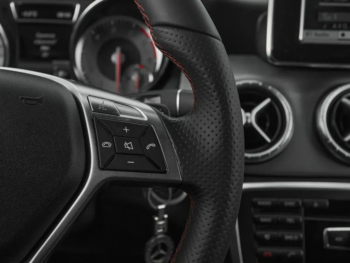 Mercedes benz CLA
