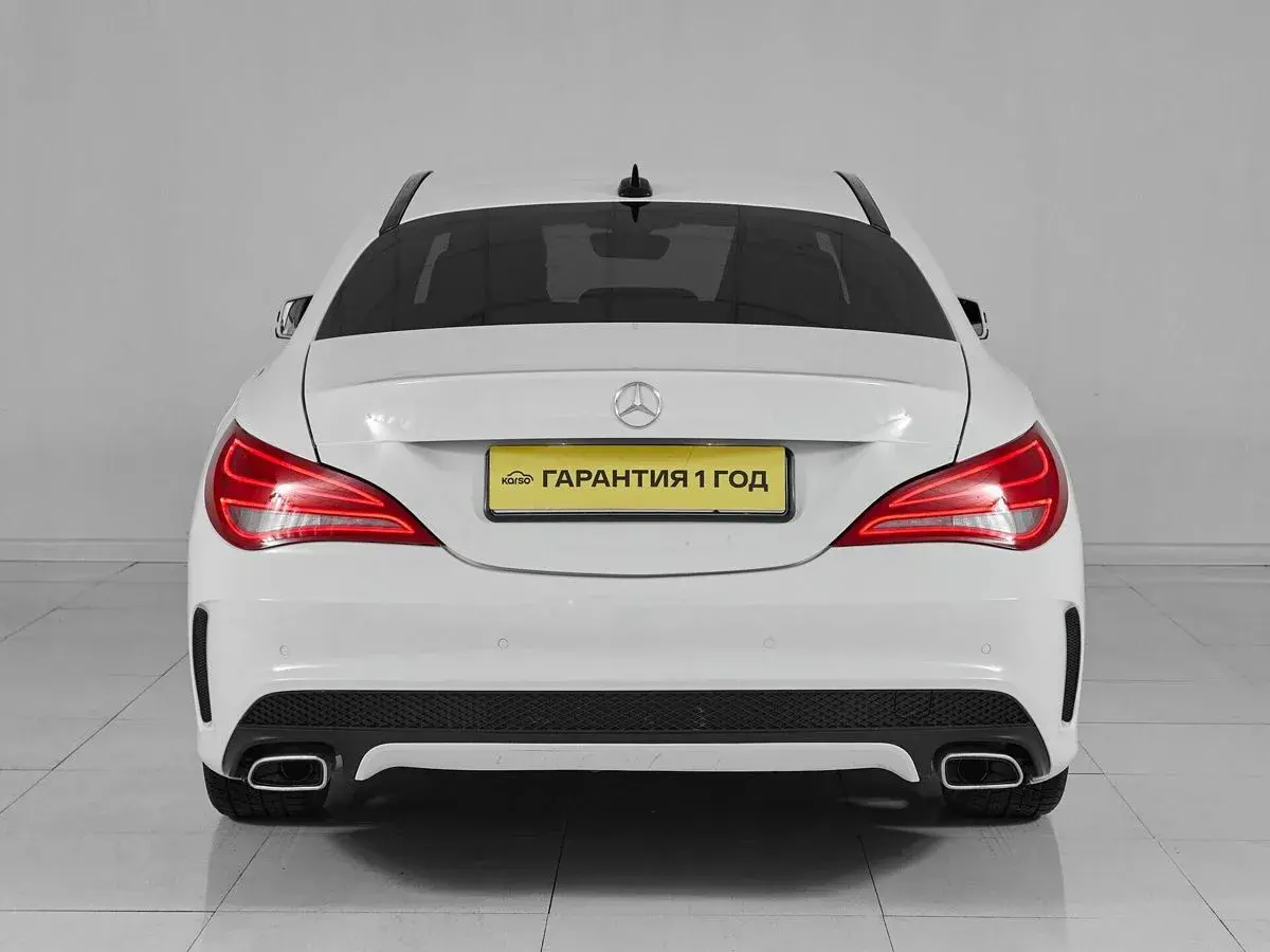Mercedes benz CLA