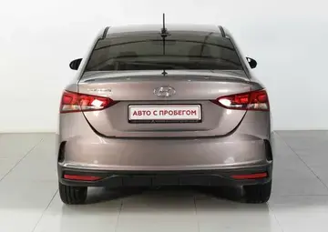 Hyundai Solaris Вид 5