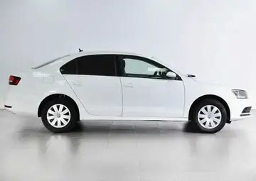 Volkswagen Jetta Вид 4