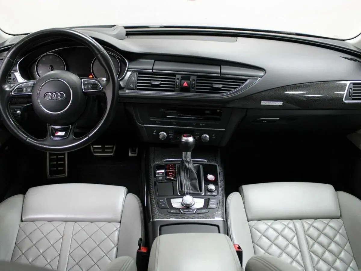Audi S7