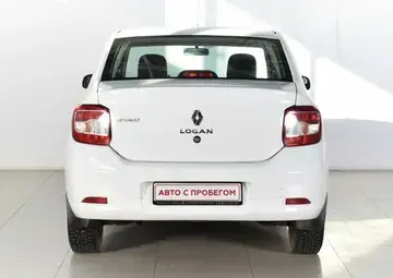 Renault Logan Вид 5