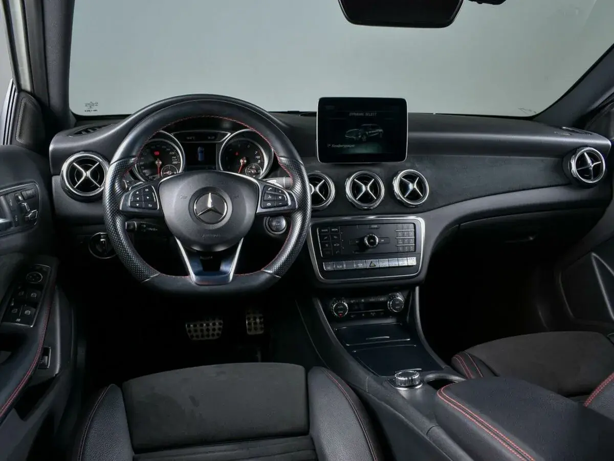 Mercedes benz GLA
