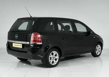 Opel Zafira Вид 4
