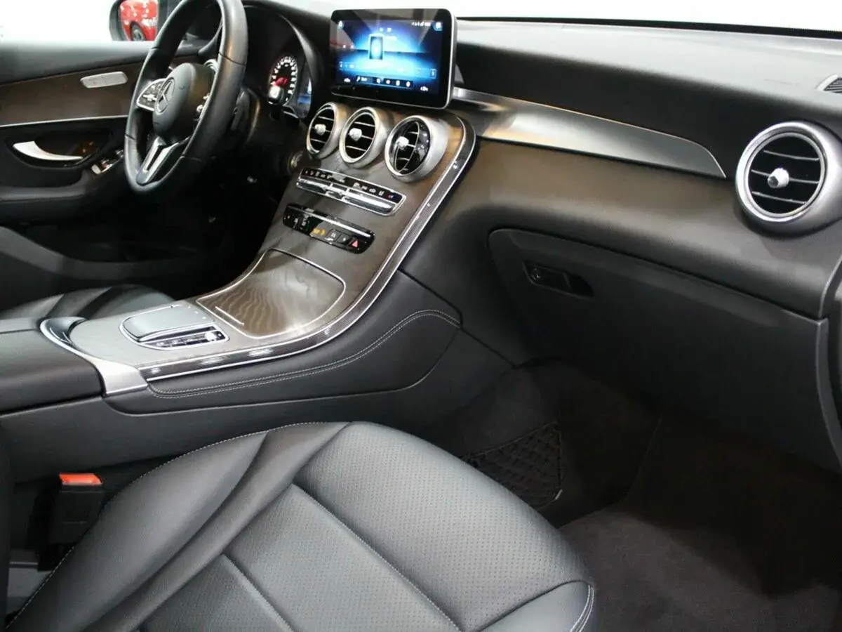 Mercedes benz GLC AMG