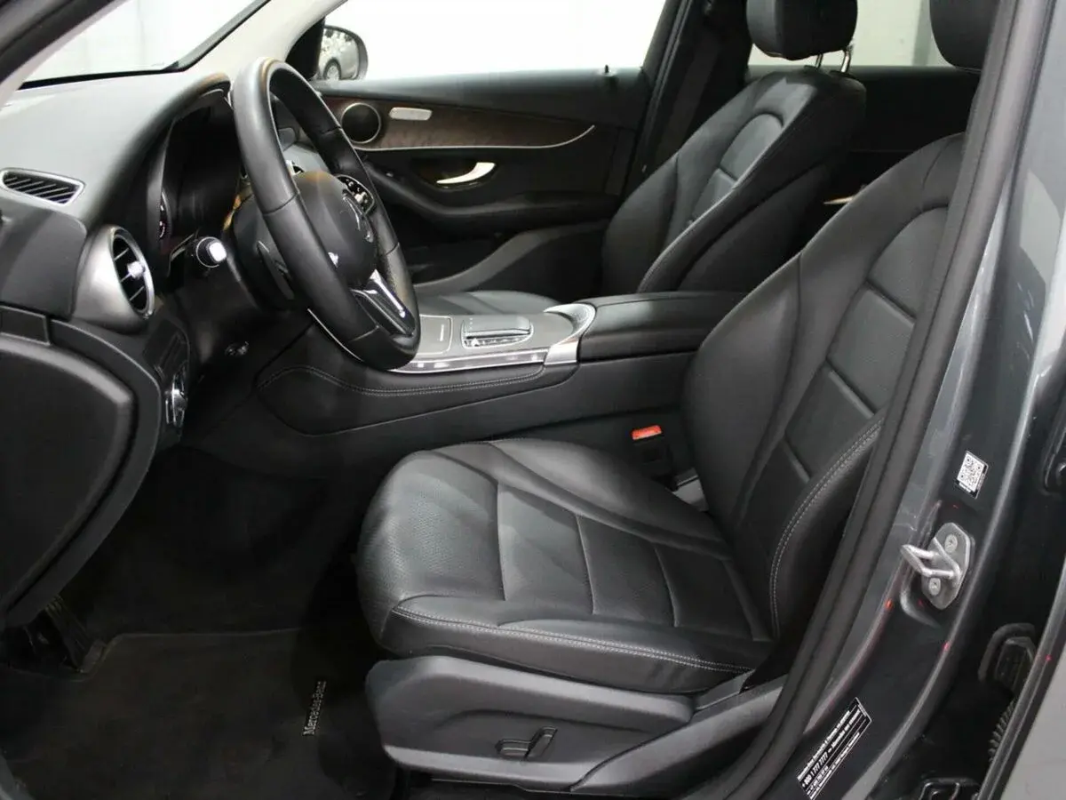Mercedes benz GLC AMG
