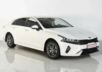 Kia K5 Вид 1