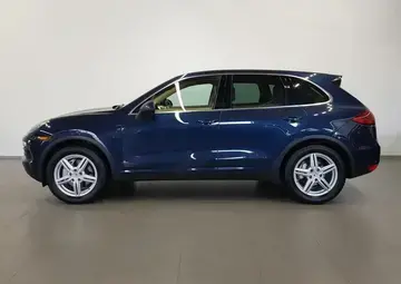 Porsche Cayenne Вид 3
