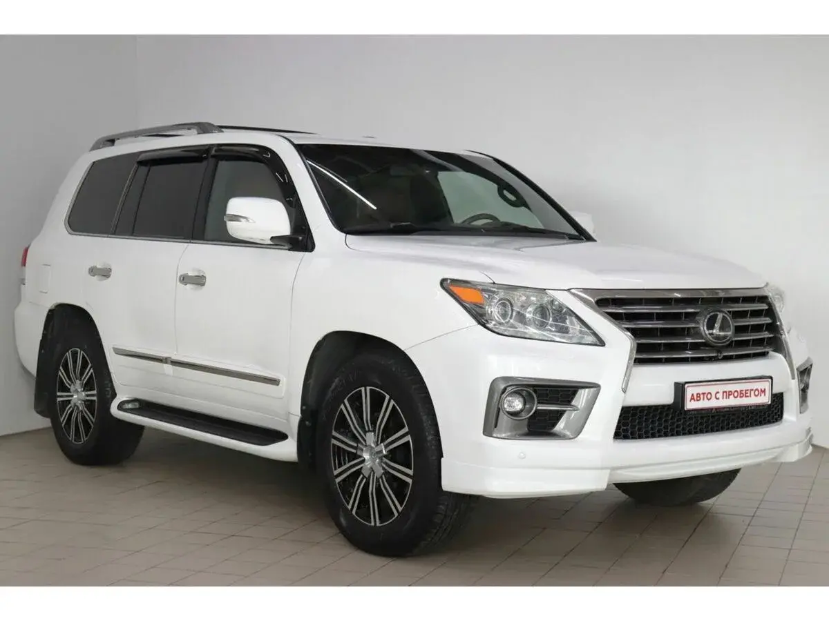 Lexus LX