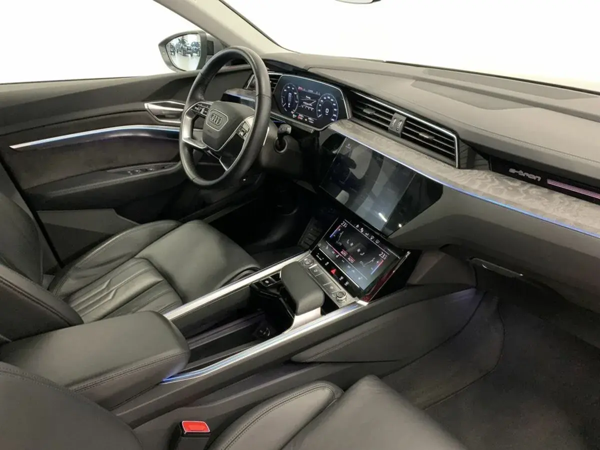 Audi e-tron