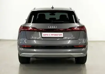 Audi e-tron Вид 4