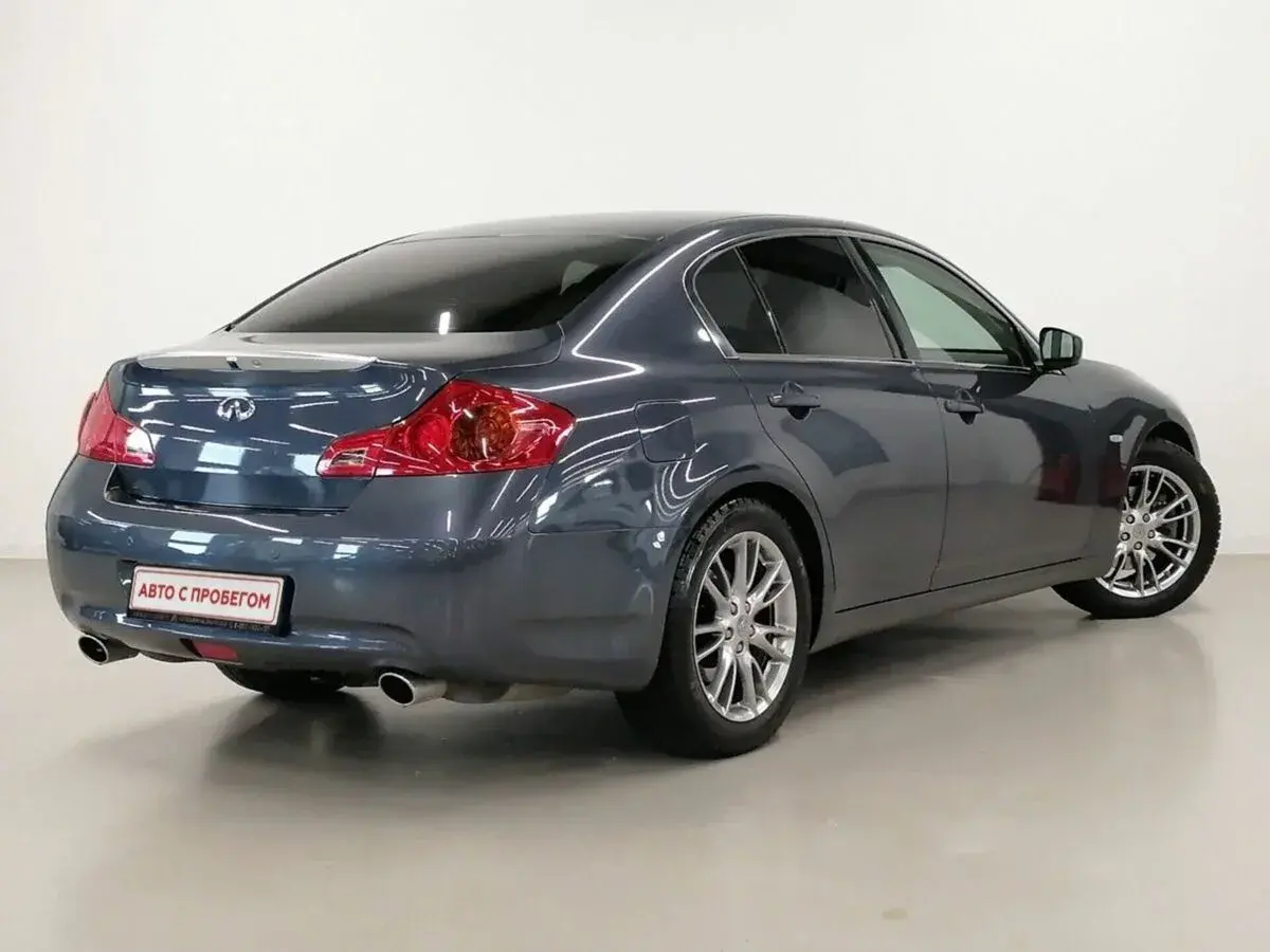 Infiniti G