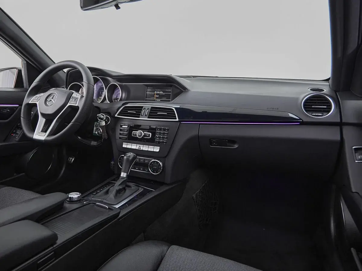 Mercedes benz C-Класс