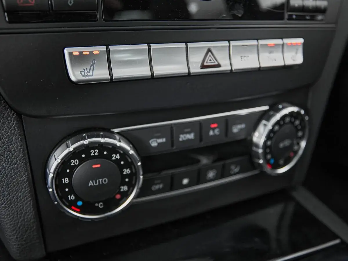 Mercedes benz C-Класс