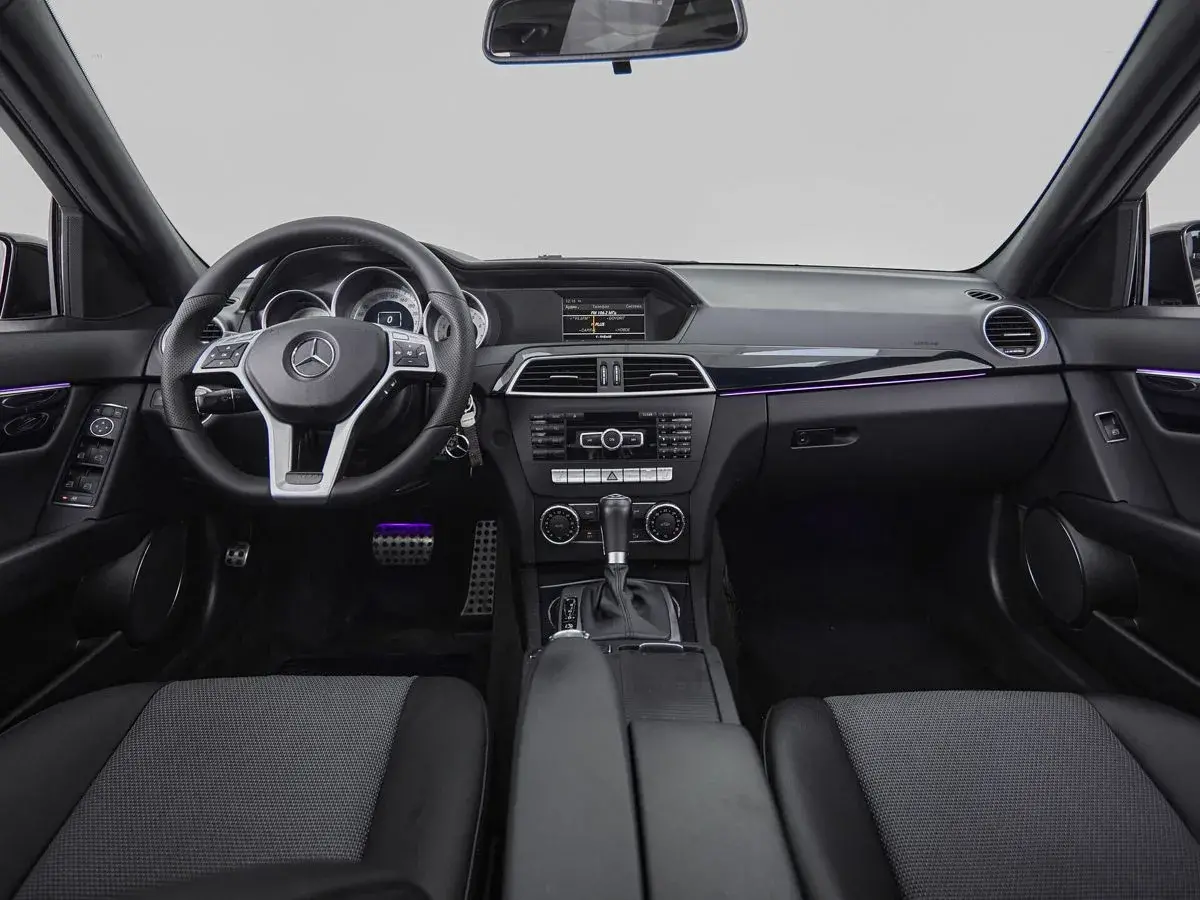 Mercedes benz C-Класс