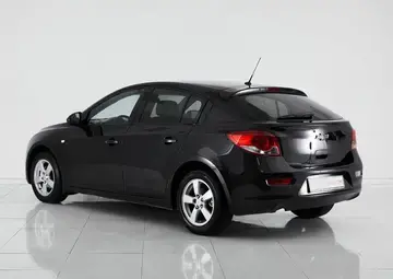 Chevrolet Cruze Вид 4