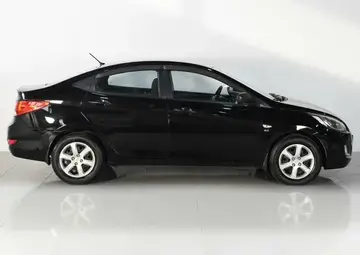 Hyundai Solaris Вид 4