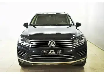 Volkswagen Touareg Вид 2