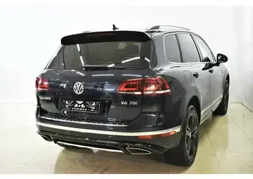 Volkswagen Touareg Вид 3