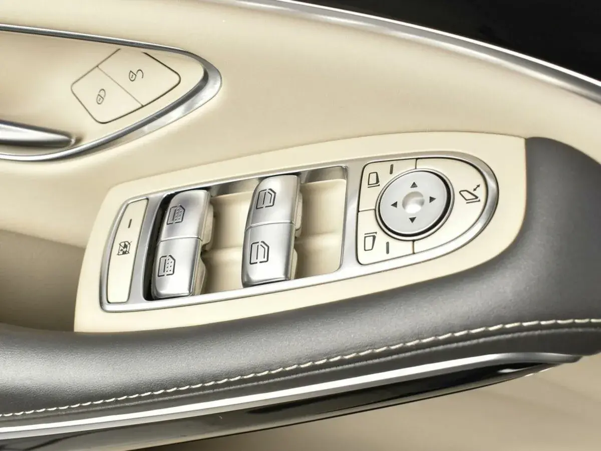 Mercedes benz S-Класс