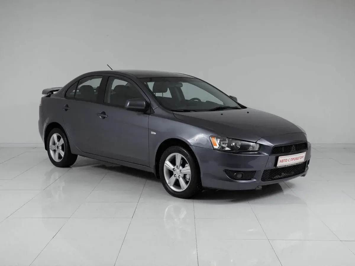 Mitsubishi Lancer