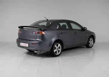 Mitsubishi Lancer Вид 4