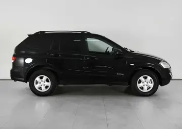Ssangyong Kyron Вид 4