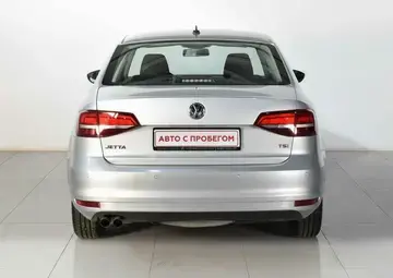 Volkswagen Jetta Вид 4