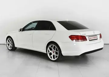 Mercedes benz E-Класс Вид 3