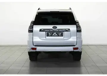Toyota Land Cruiser Prado Вид 5