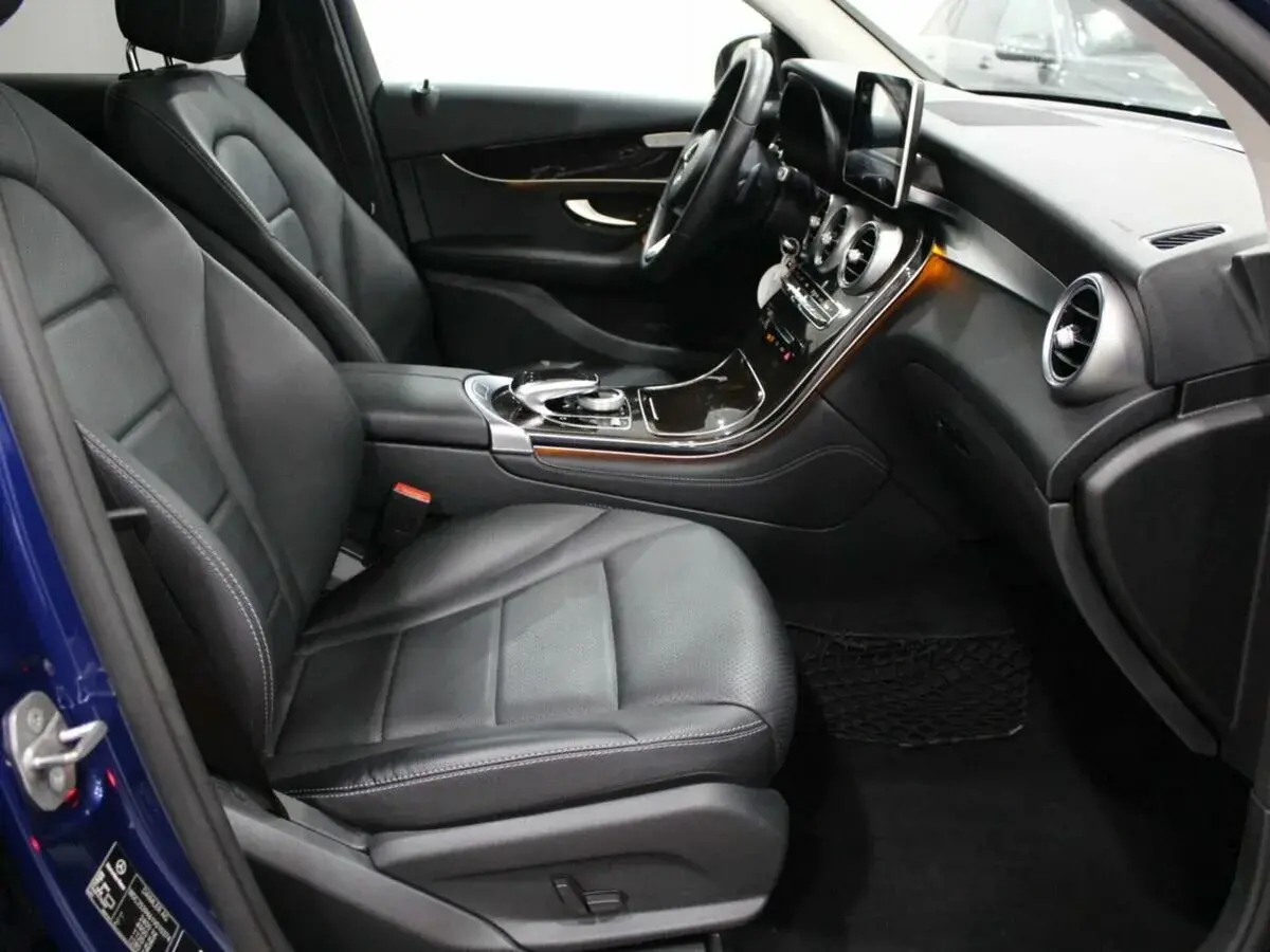 Mercedes benz GLC AMG