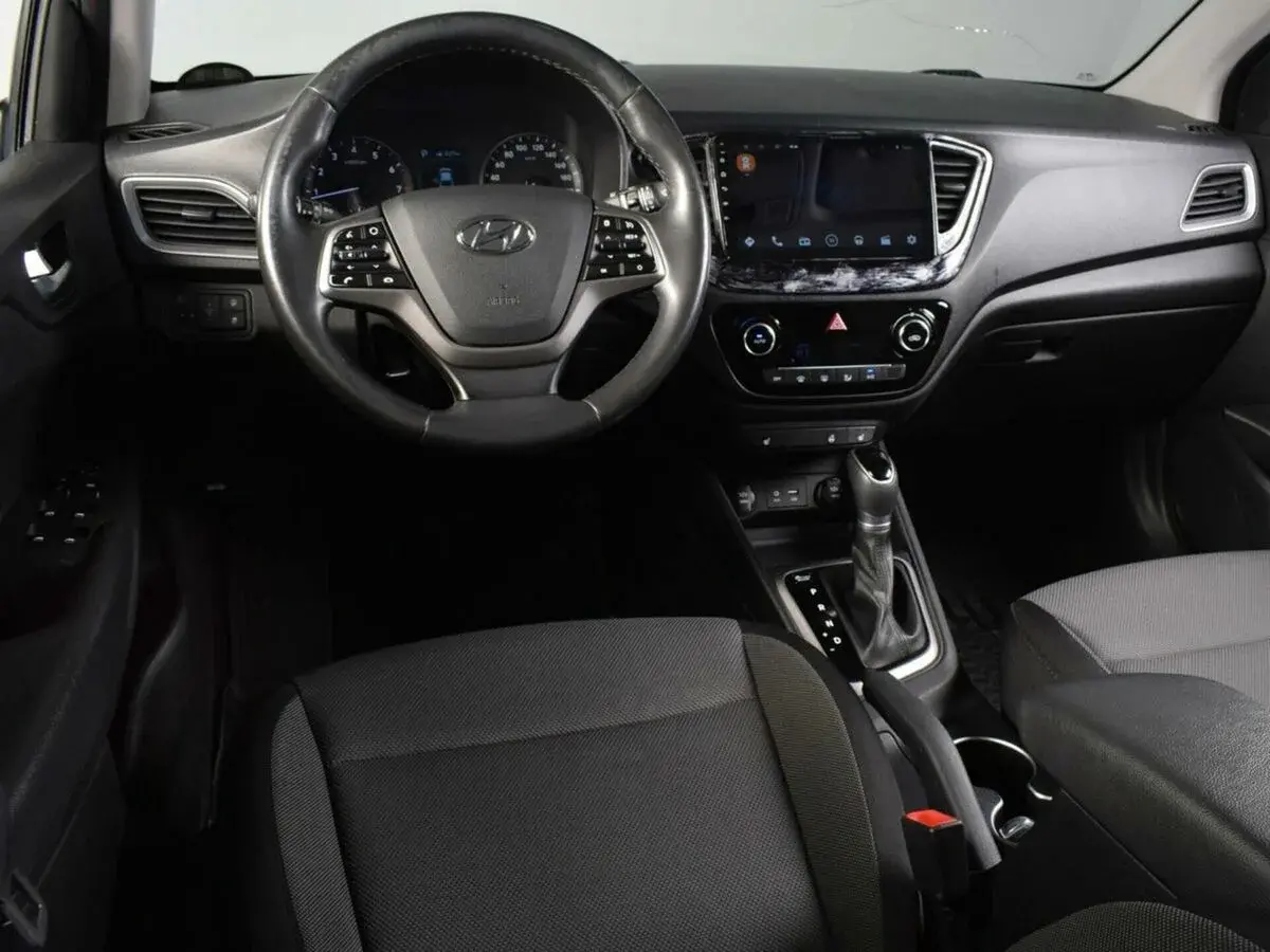 Hyundai Solaris