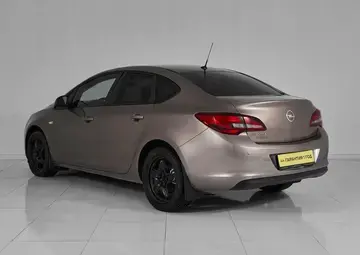 Opel Astra Вид 4